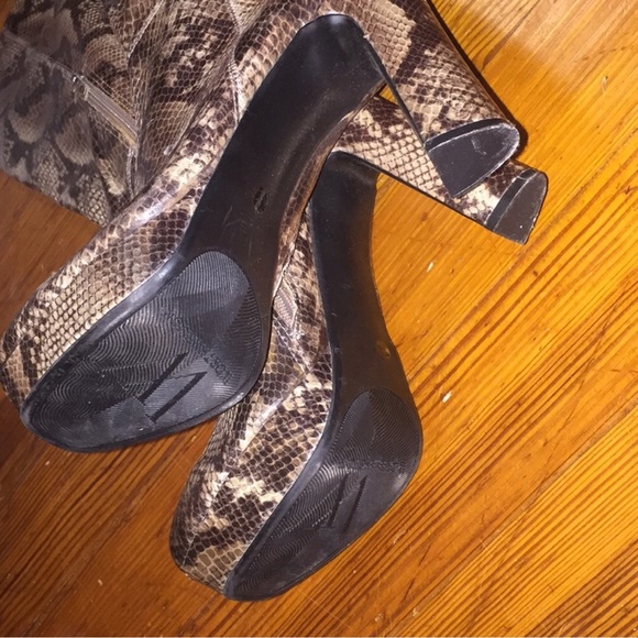 Python Boots - Picture 2 of 4